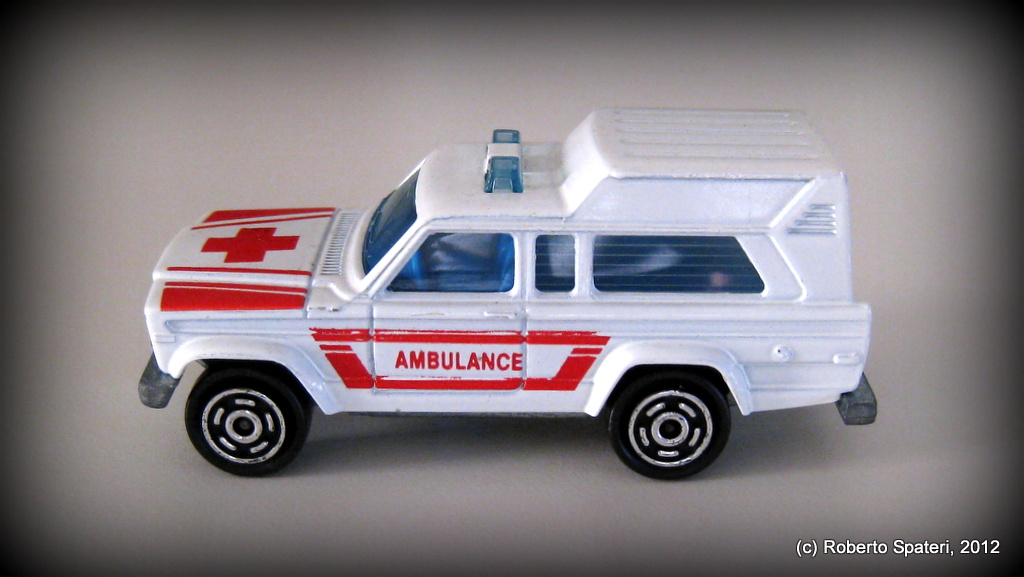 Majorette Ford Bronco Ambulance (n.269-A)